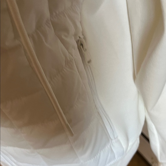 NWOT Old Navy Women's Off White Dynamic Fleece Quilted Jacket - Picture 4 of 12